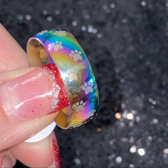🎄2/$15🎁3/$20 Stainless Steel Unisex Rainbow Paw Print Ring size 13 - Picture 6 of 16